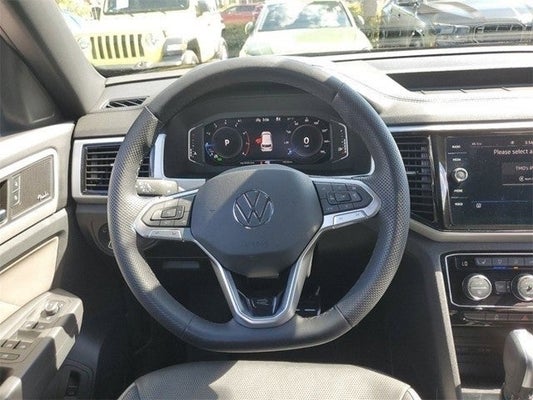 2023 Volkswagen Atlas Cross Sport SEL Premium R-Line in Daytona Beach, FL - Gary Yeomans Honda