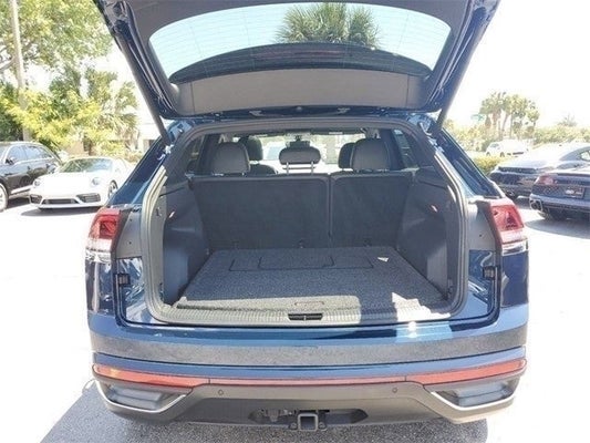 2022 Volkswagen Atlas Cross Sport 3.6L V6 SE w/Technology in Daytona Beach, FL - Gary Yeomans Honda